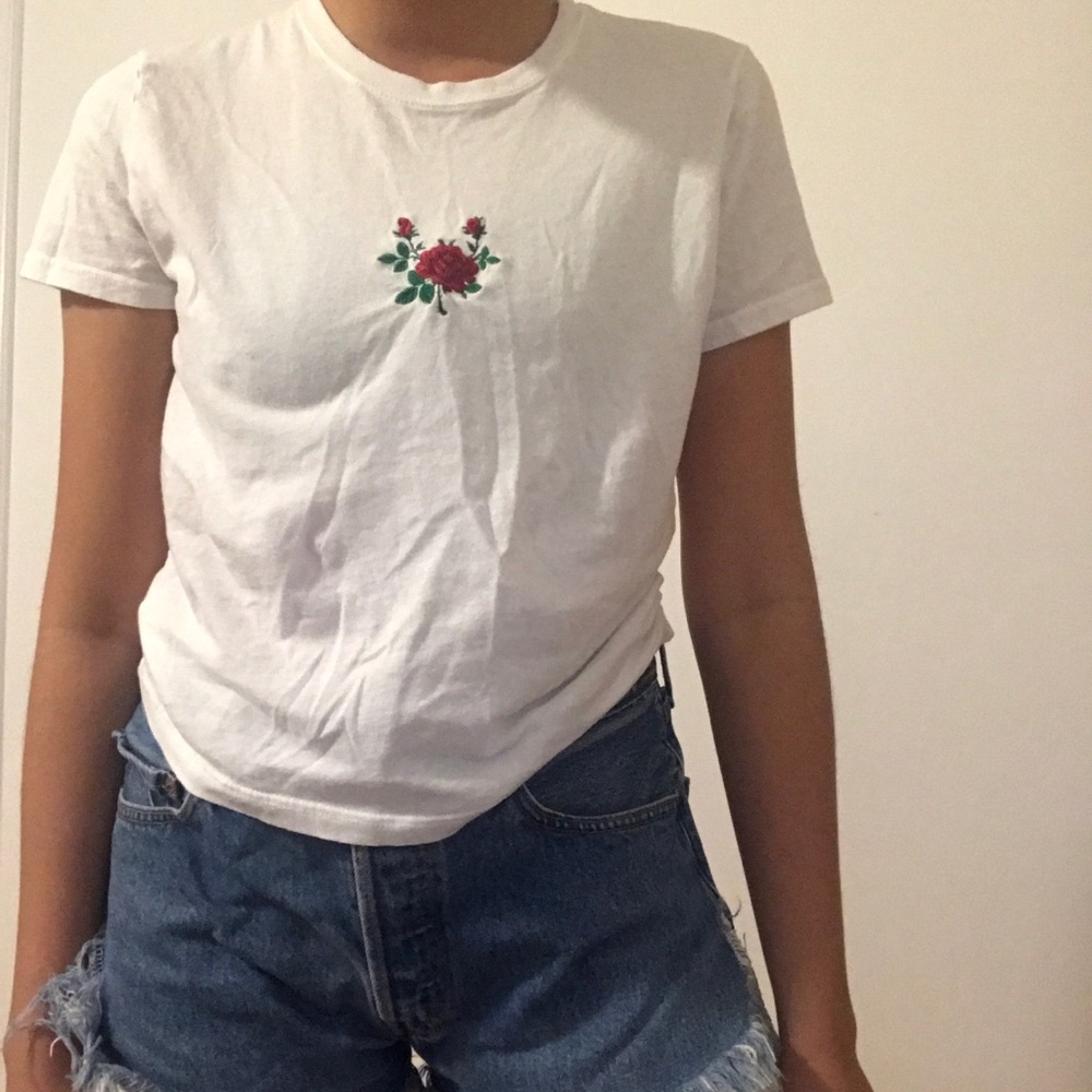 Brandy Melville rose t-shirt